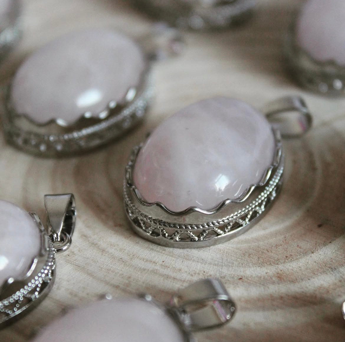 Natural Agate - Gemstone Necklaces