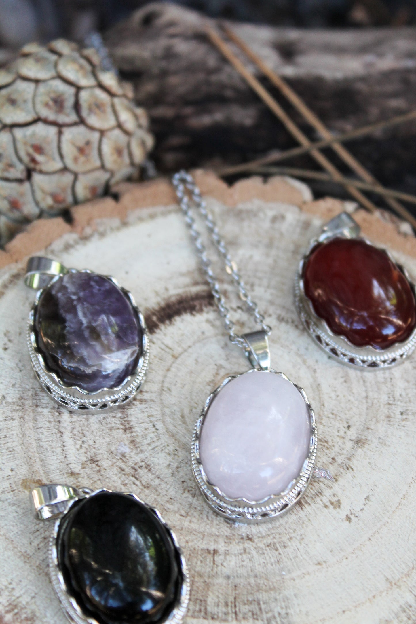 Natural Agate - Gemstone Necklaces
