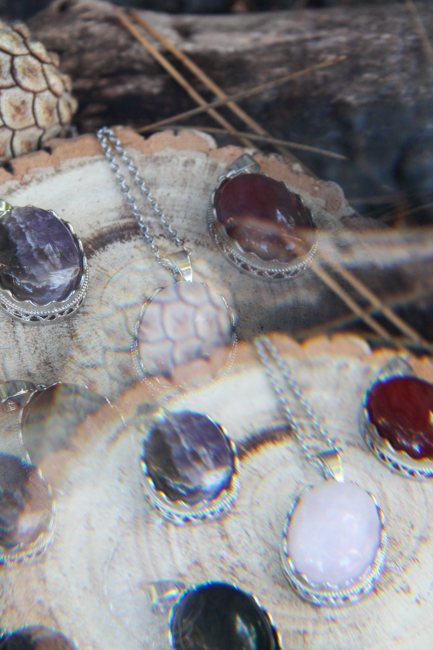 Natural Agate - Gemstone Necklaces