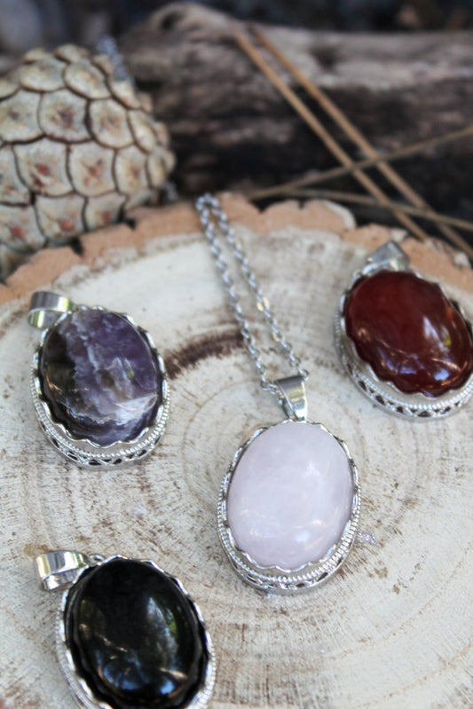 Natural Agate - Gemstone Necklaces
