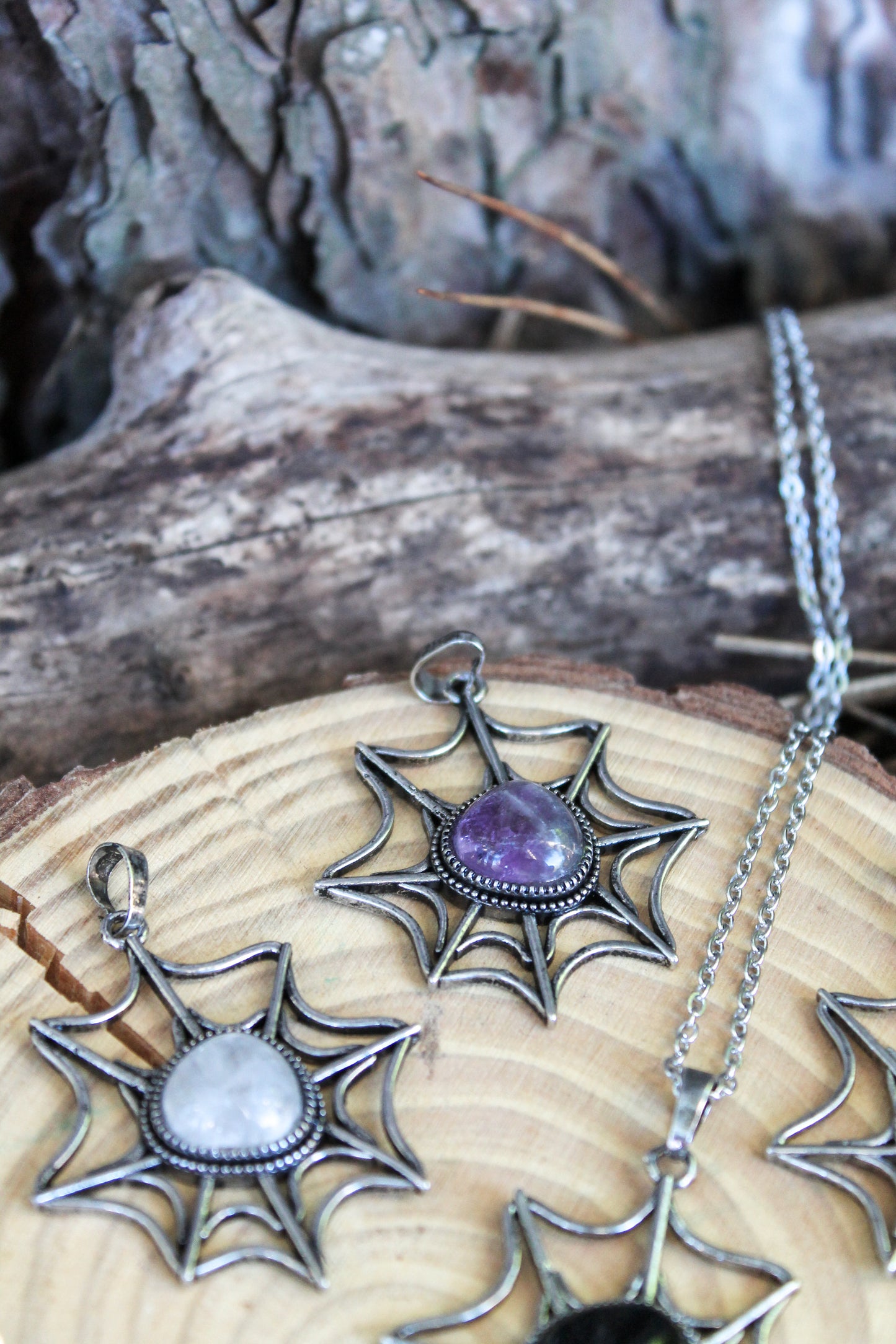 Cobweb Gemstone - Necklace