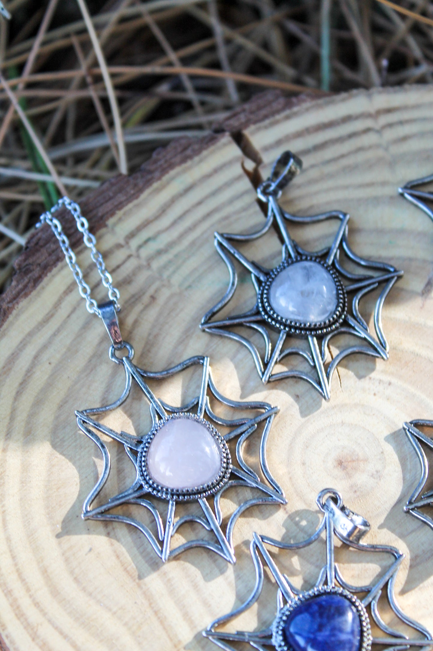 Cobweb Gemstone - Necklace