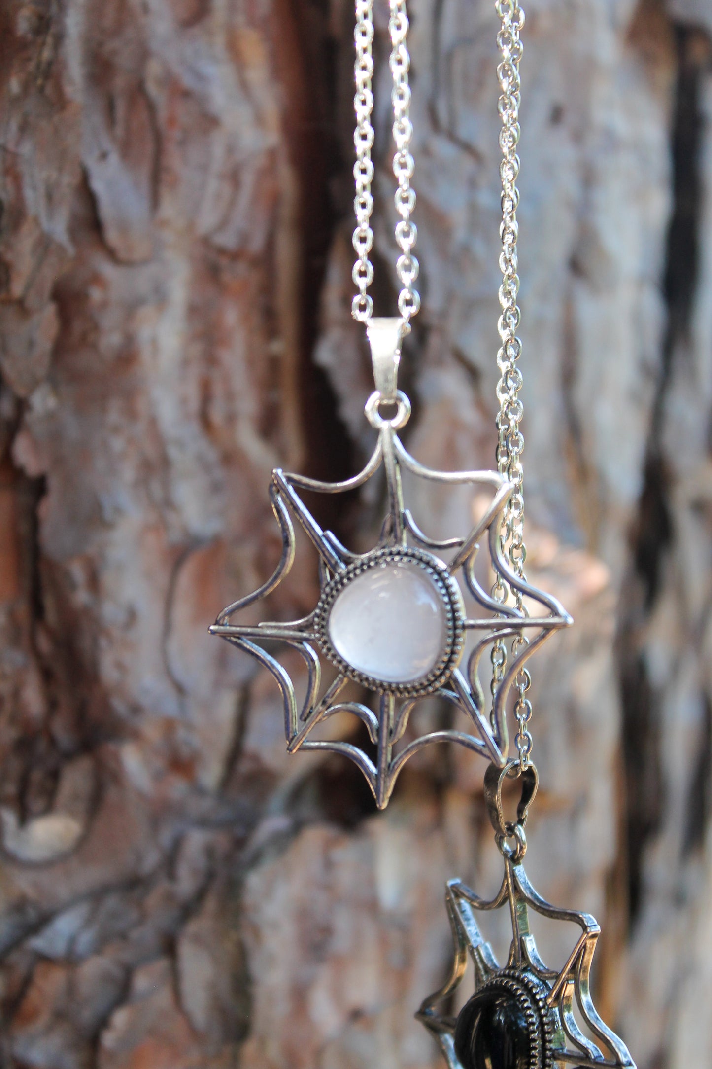 Cobweb Gemstone - Necklace