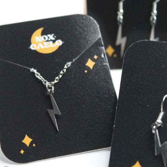 Ziggy bowie necklace rock and roll style alternative fashion and jewellery accessories lightning bolt necklace